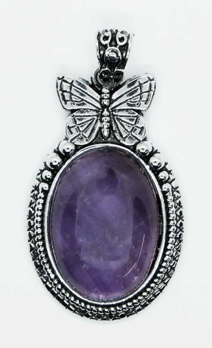 Pendant B/fly Oval Amethyst