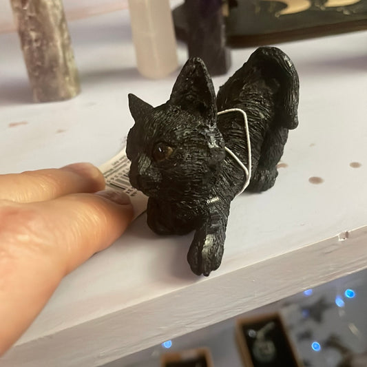 Resin black cat