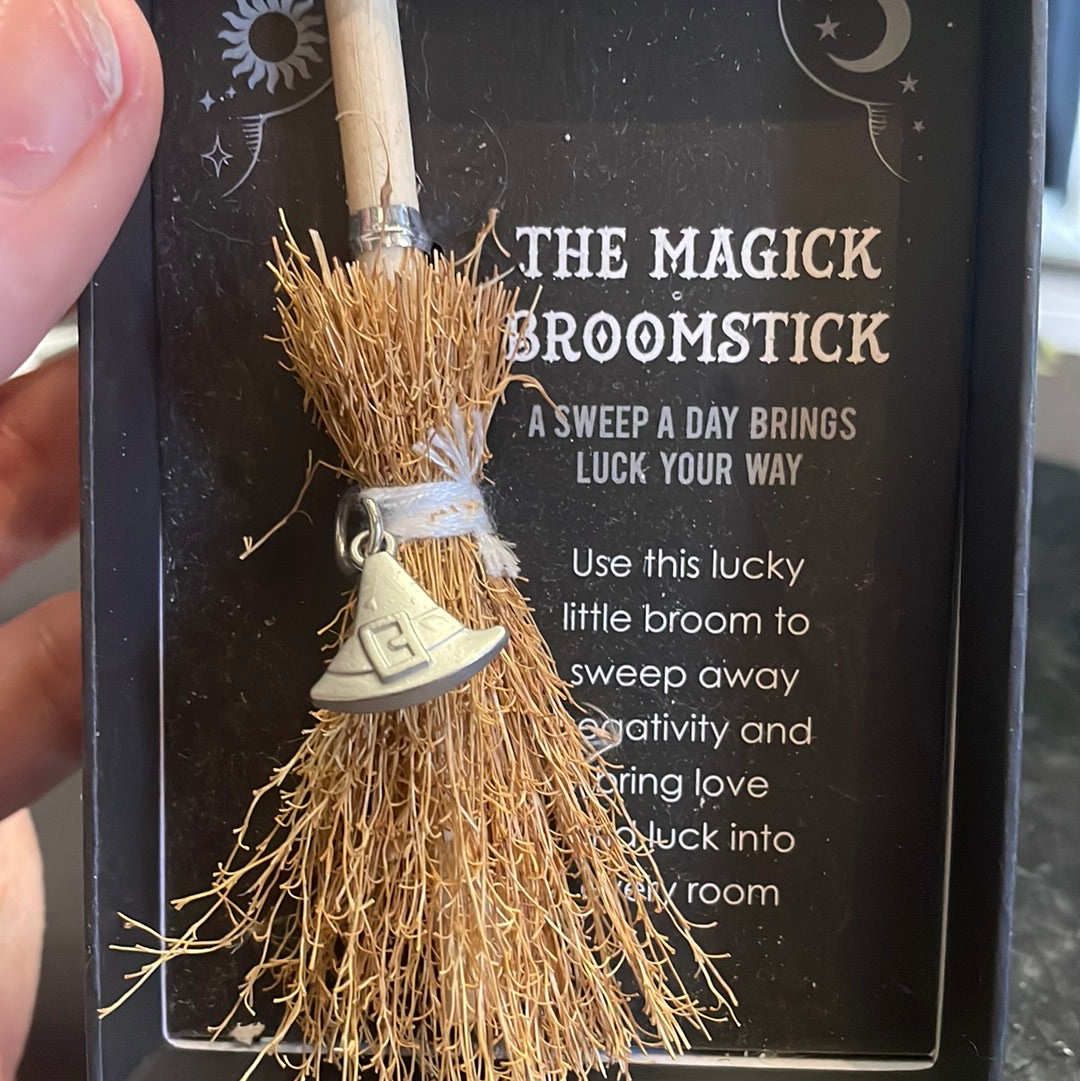 Mini broom stick