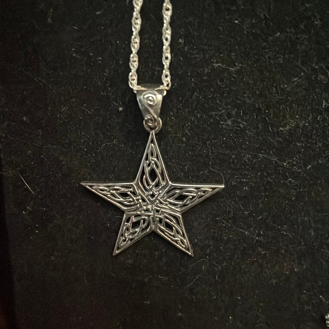 Star pendant