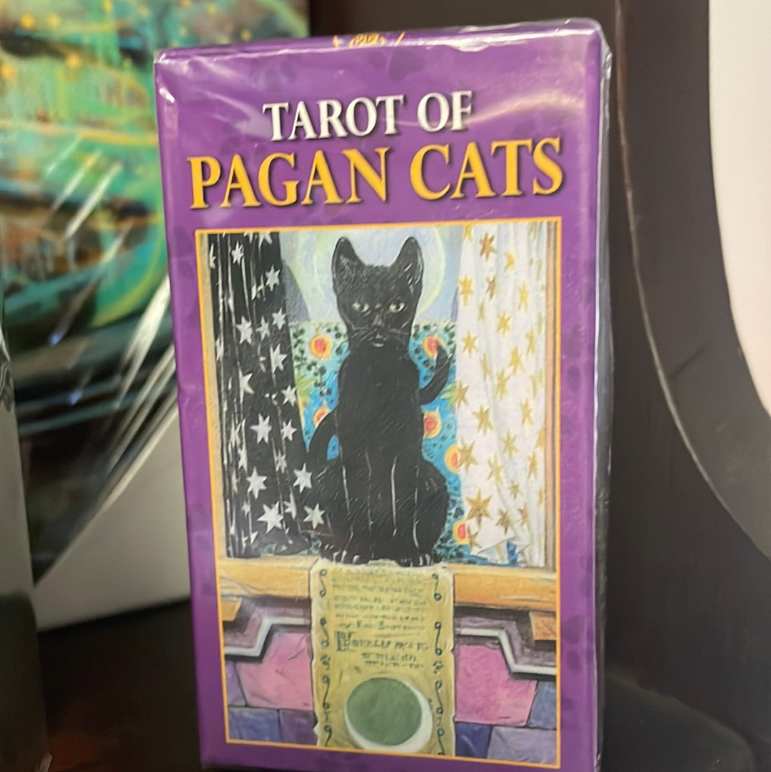 Tarot of pagan cats